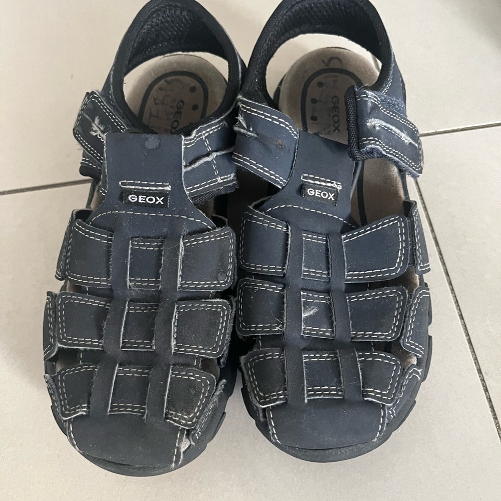 Geox Kids Dark Blue Closed-Toe Sandals with White Stitching